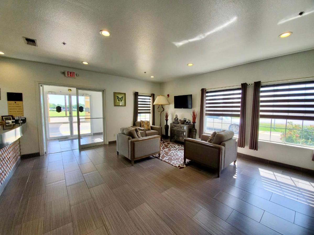 Super 8 By Wyndham Forney/East Dallas Extérieur photo