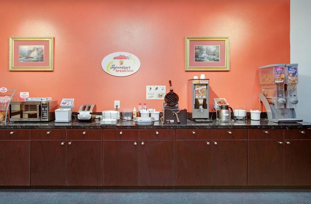 Super 8 By Wyndham Forney/East Dallas Extérieur photo